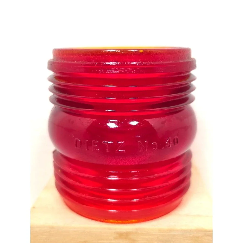 Dietz No. 40 Fresnel Lantern Globe Red Traffic Gard Antique Kerosene Glass